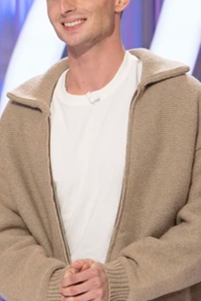 Braden Rumfelt Beige Sweater Jacket