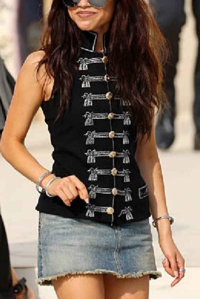 Jenna Ortega Vest